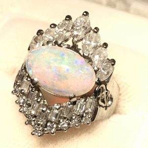 Pt900 プラチナ900 オパール 2.06ct ダイヤ 1.57ct リング